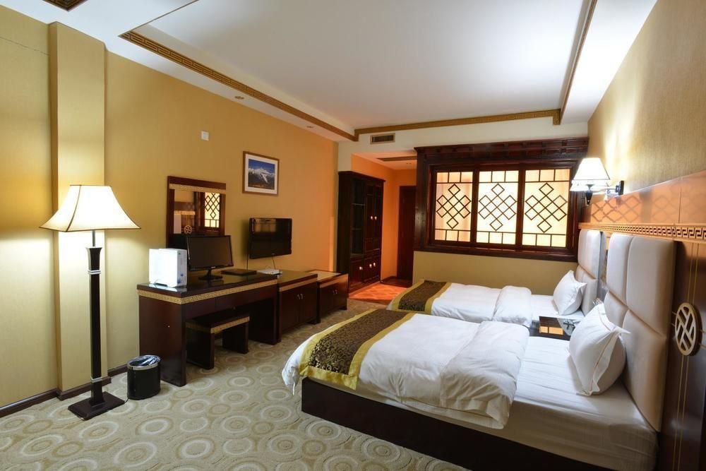 Lanting Yipin Hotel Shangri-La Esterno foto